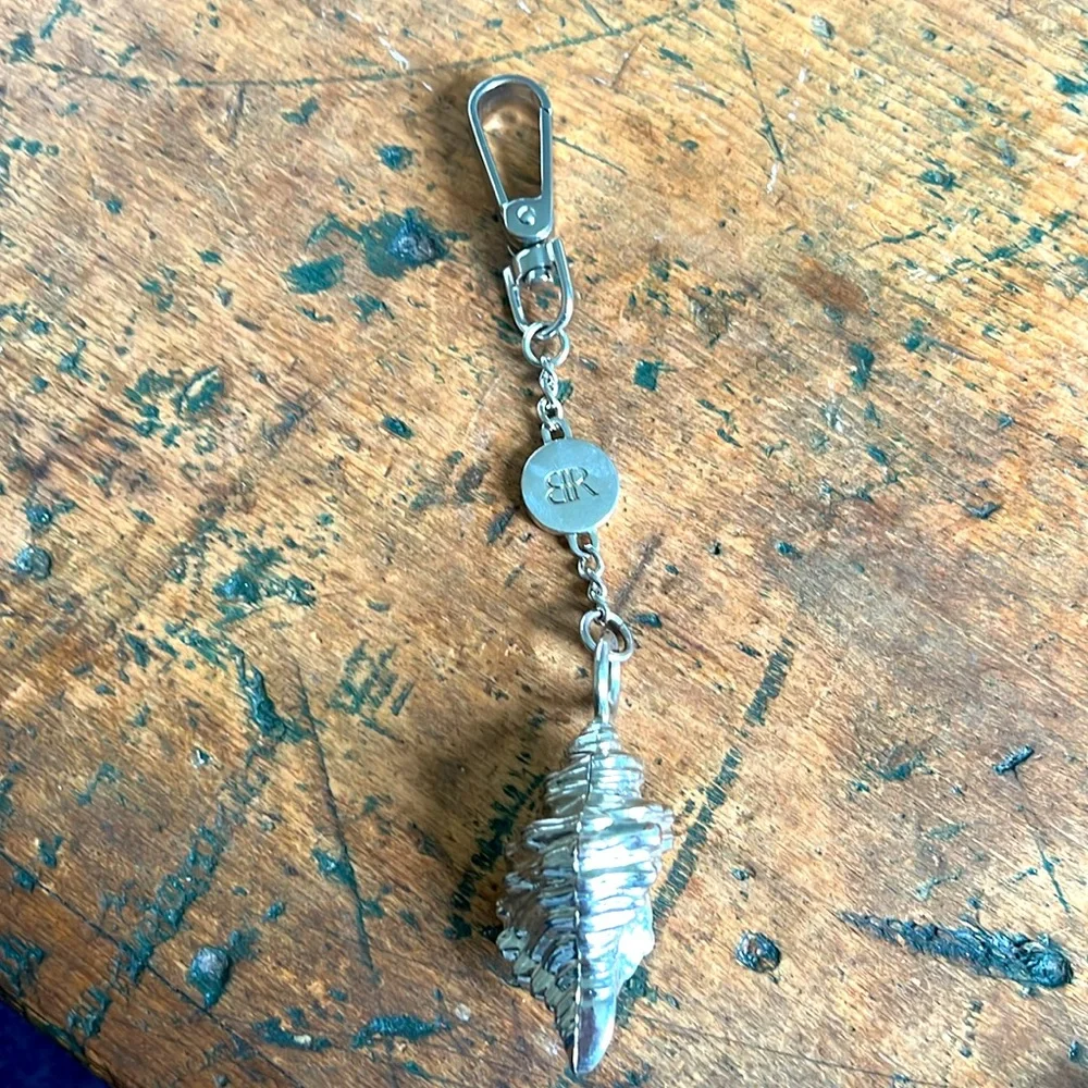 BR Silver SHELL Bag Charm - Picture 3 of 5